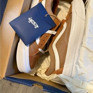 Vans Beige Canvas Shoes - lx old skool 36